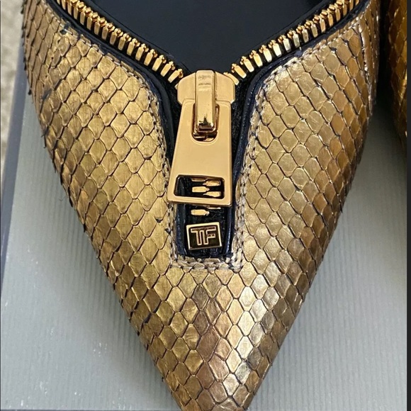 TOMFORD NIB Metallic Gold Python Flats - Picture 8 of 14